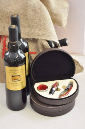 Καλάθι δώρου με κρασιά ΙΙ